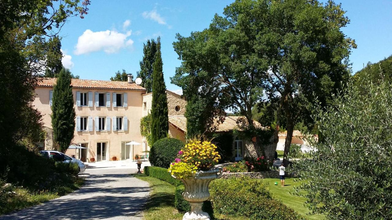 Chambre D'Hotes Zephyr Libeccio Le Moulin De Predelles Reillanne Exterior photo